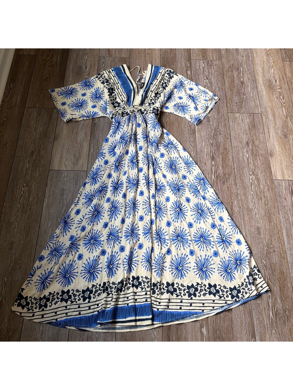 Aakaa Boho Blue & White Floral Maxi Dress Kimono Sleeve Size L